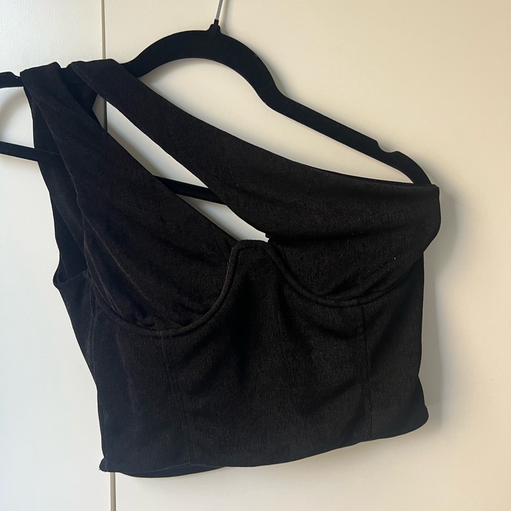 Black Cut Out Asymmetrical One Shoulder Crop Top - Size M